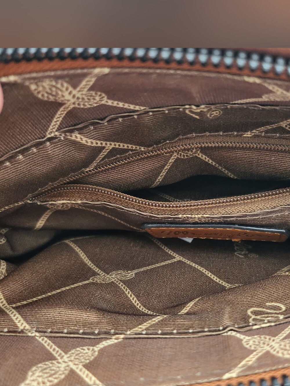 Wrangler Cowhide-Print Canvas Crossbody Bag in Brown & White ♡ NWT - Picture 4 of 7